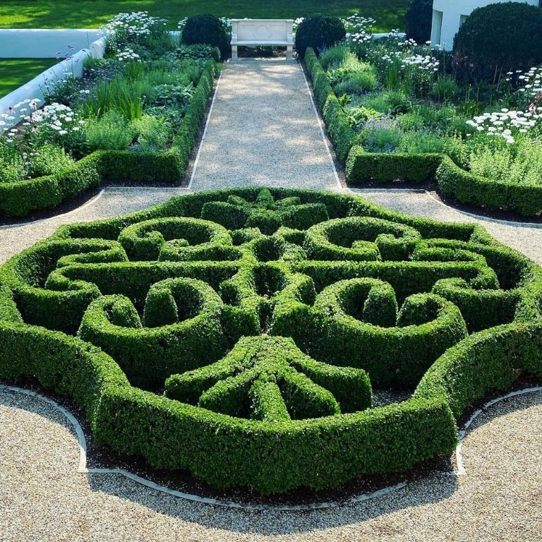 Boxwood Parterre Garden